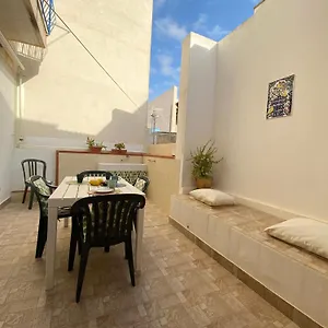 https://casa-del-nostromo.sicilyhotelsitaly.net